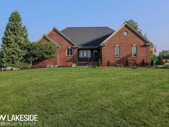 24345 Pratt Rd, Armada, MI 48005