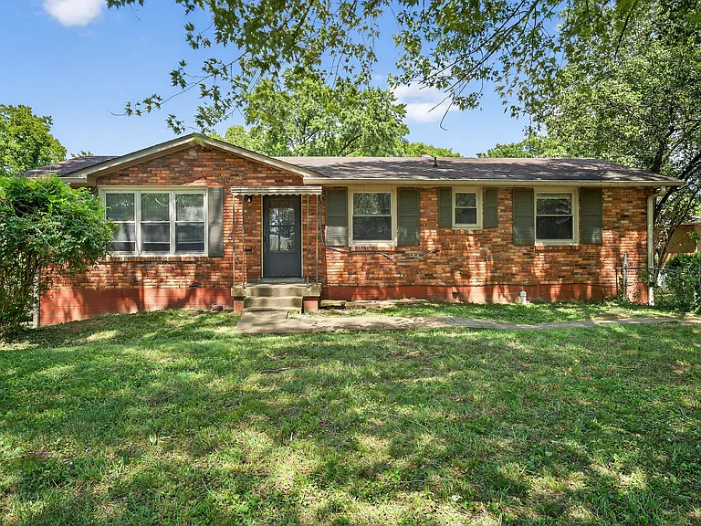 246 Bonnabrook Dr — Photo 1