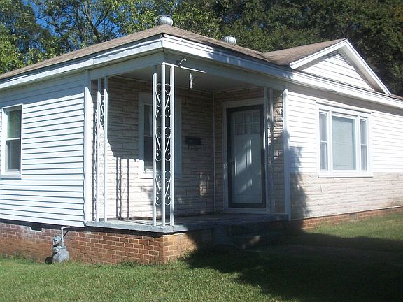 3rd image of 905 Church St