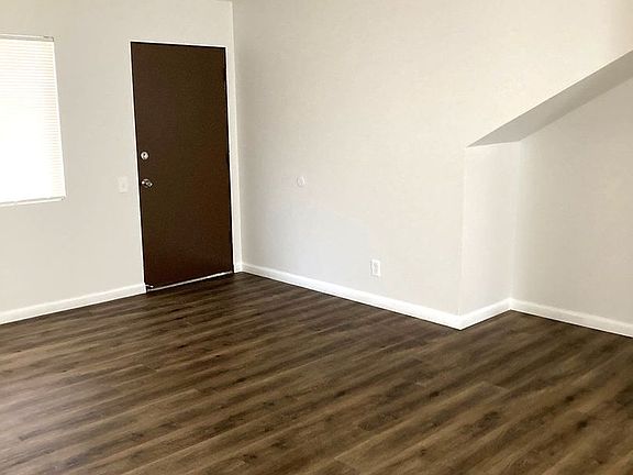 3rd image of 1551 E Date St APT 3