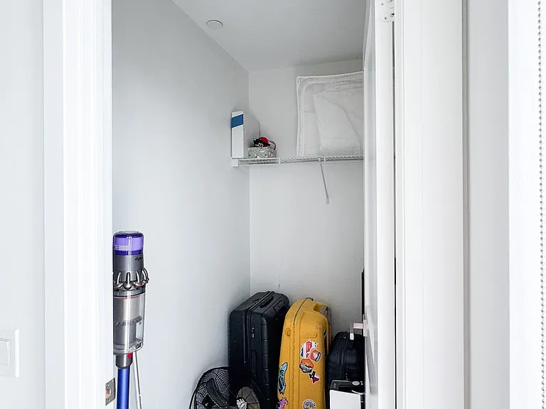 120 Parliament St #902 — Photo 32