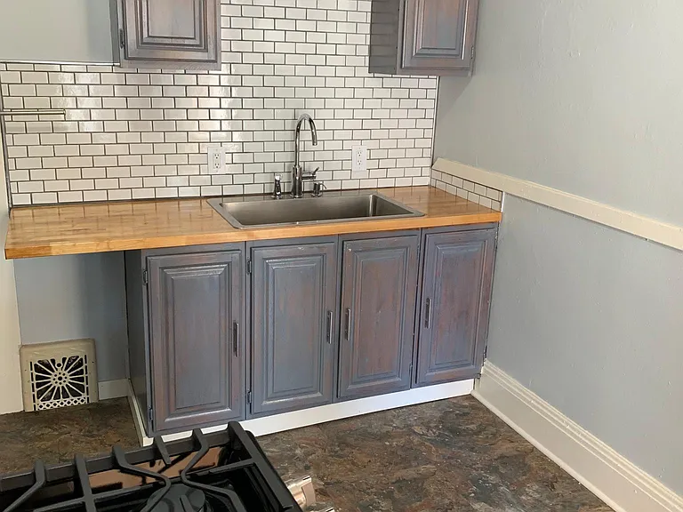 11205 Clifton Blvd — Photo 17