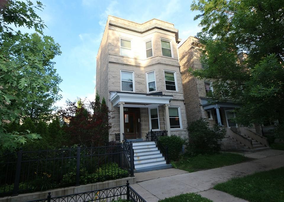 1st image of 3732 N Lakewood Ave