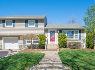 122 Demarest Ave, Emerson, NJ 07630
