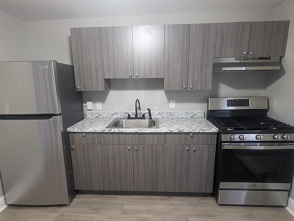 2nd image of 195 Quinnipiac Ave #3D