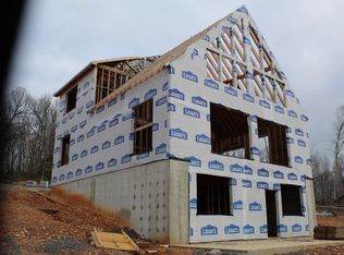 306 Arrowhead Rd, Eddyville, KY 42038