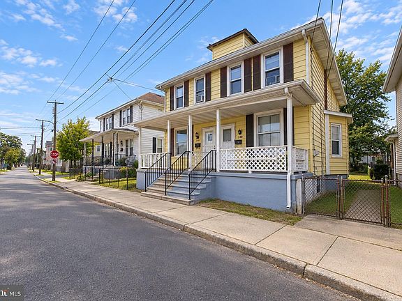 2nd image of 240 Filmore St