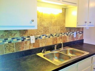 5502 Delmaria Way APT 3, Louisville, KY 40291
