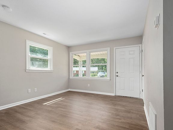 4th image of 1437 Thelbert Dr