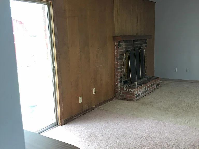 2705 S 115th Pl E — Photo 38