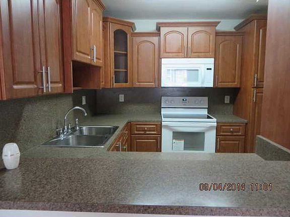 5th image of 6990 Miami Gardens Dr APT 4-111