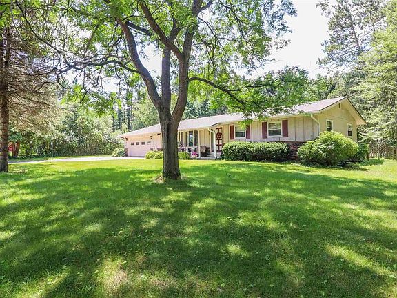 2nd image of 6110 Wintergreen Dr
