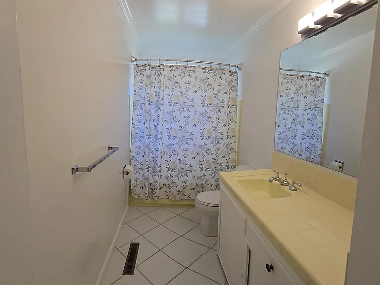 2 Rae Ct — Photo 14