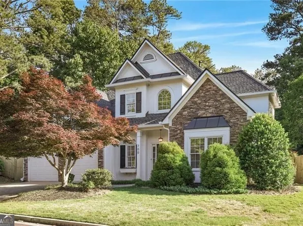 700 Orchard Ct, Sandy Springs, GA 30328