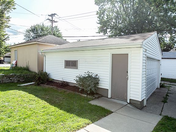 3rd image of 3607 Girard Ave N