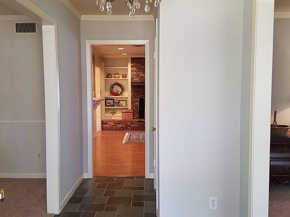 Entry way