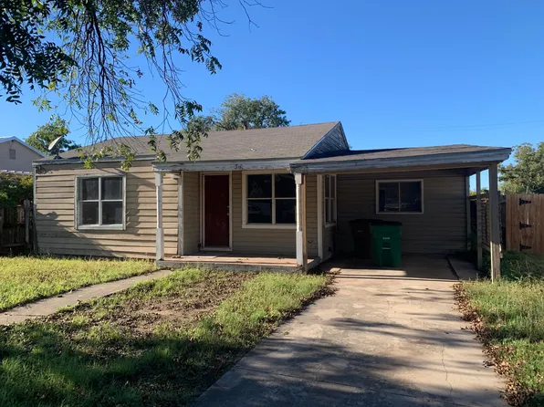 34 W 26th St, San Angelo, TX 76903