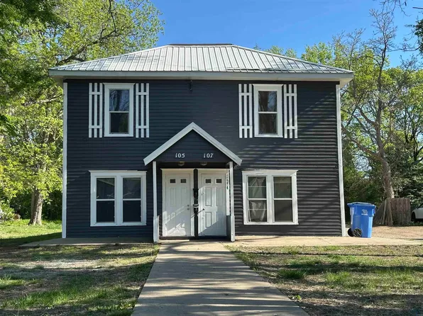 105/107 W Dartmouth St, Vermillion, SD 57069
