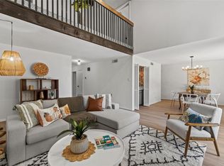 736 Oakwood Trl, Fort Worth, TX 76112