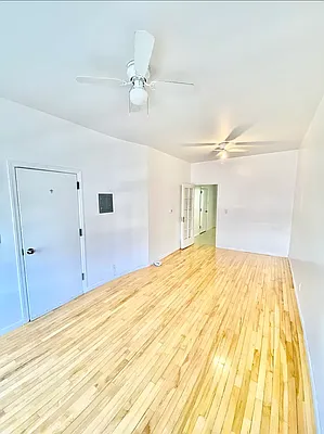 Rented by Amorelli Realty | media 5