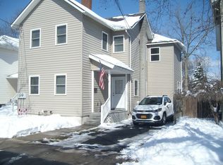 41 Pulaski St, Auburn, NY 13021