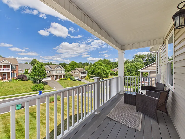 912 Kentwood Dr — Photo 45