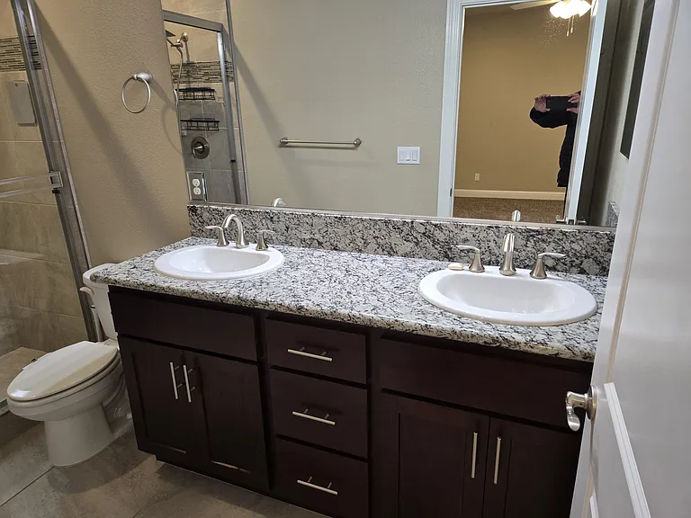 1374 Westgate Dr — Photo 20