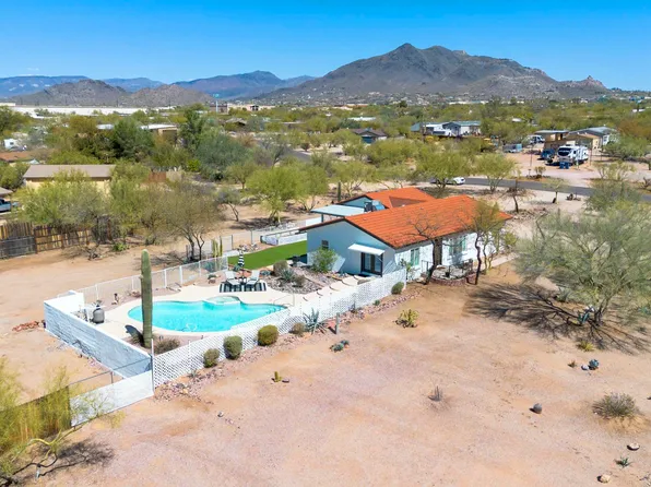 33810 N Smokehouse Trail, Cave Creek, AZ 85331