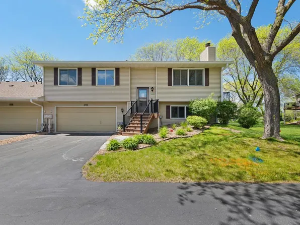 8461 Thomas Ct N, Brooklyn Park, MN 55444