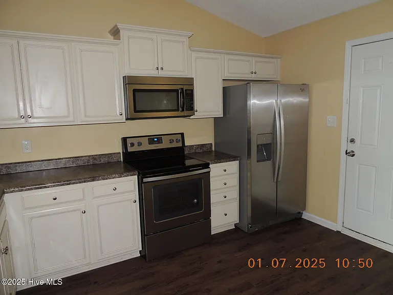 2439 Saddleridge Dr — Photo 5