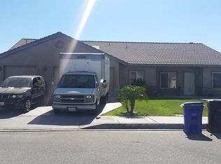 11363 Farmers Ct, Bloomington, CA 92316