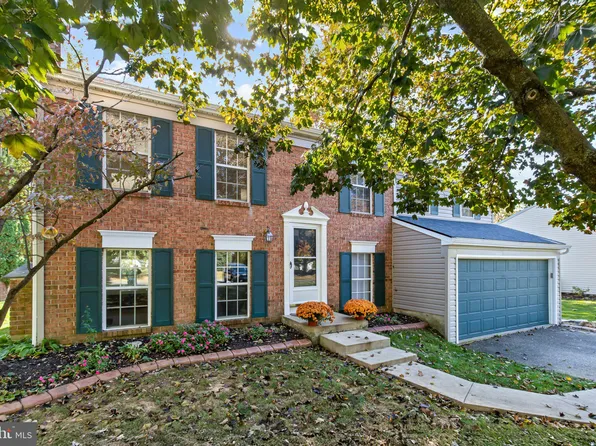 2526 State St, East Petersburg, PA 17520