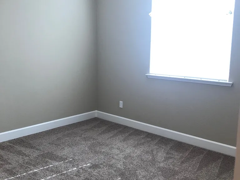 1627 Marsh Ct — Photo 18