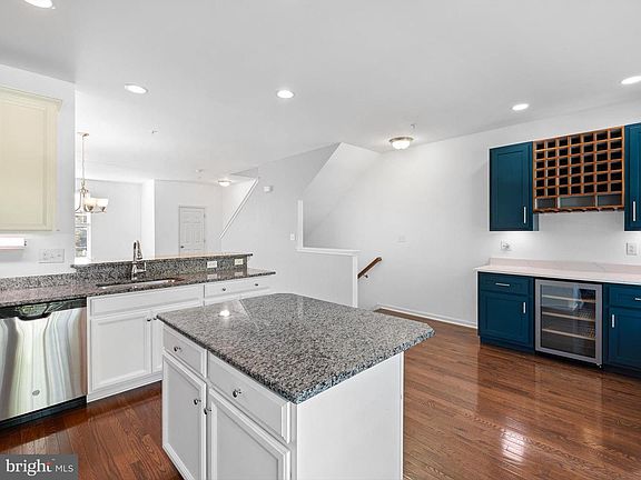 4th image of 447 Lenape Way