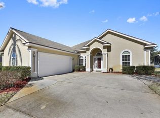 12129 Cedar Trace Dr S, Jacksonville, FL 32246