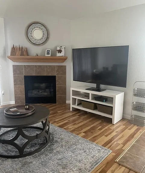 1301 Lake Cir — Photo 10