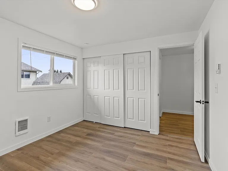 8803 11th St NE — Photo 7