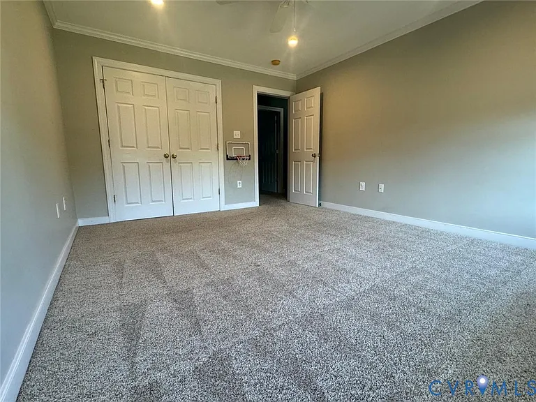 5708 Carrington Hills Dr — Photo 21