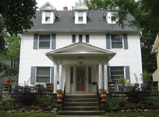 2981 Edgehill Rd, Cleveland Heights, OH 44118