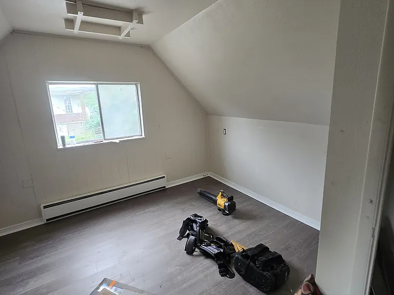 2723 Sacramento Ave — Photo 5