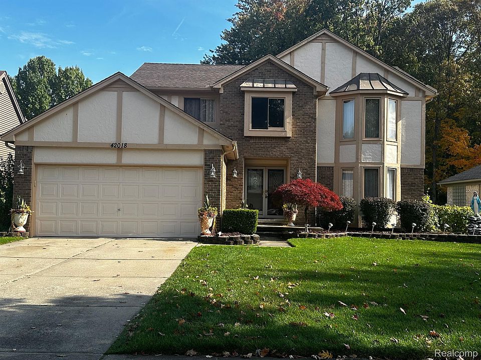 1st image of 42018 Duxbury Dr