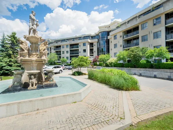 8201 Islington Ave #330, Vaughan, ON L4L 9S6