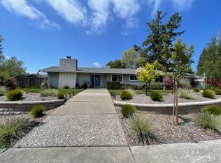 23 Winslow Pl, Moraga, CA 94556