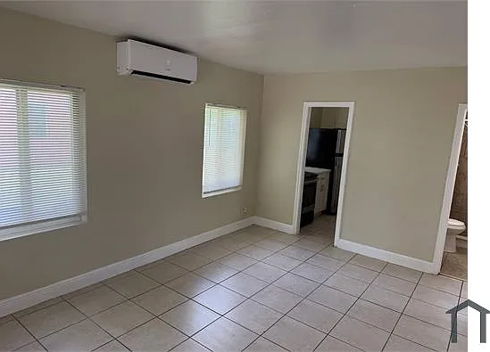 2 bed, 709 sqft, $1,795 — Photo 3