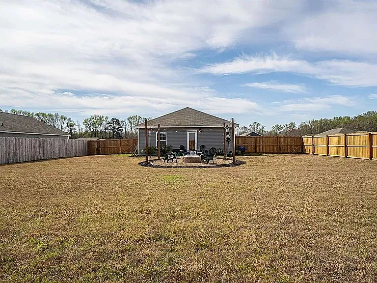 1843 Wildhorse Dr — Photo 6