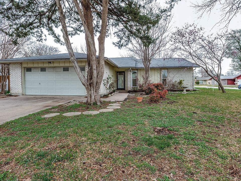 1st image of 2805 Barrington Pl