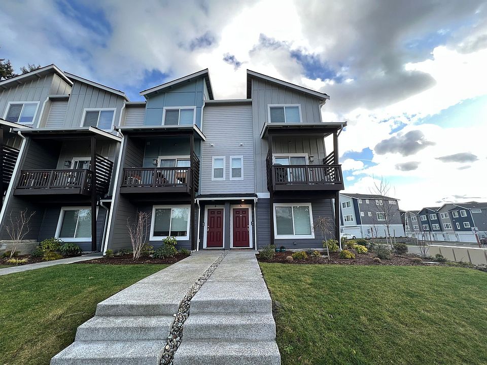 1st image of 17521 110th Avenue Ct E #A