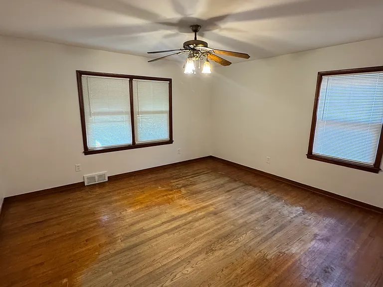 4100 Bluehill St — Photo 9