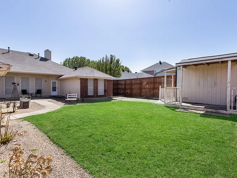 4909 Springtree Ln — Photo 24