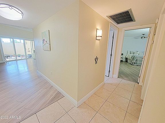 4th image of 10641 W Granada Dr